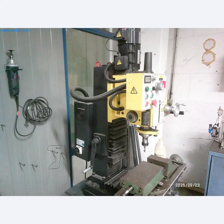 Maschinen und Anlagen aus der Automobilzuliefererindustrie-11