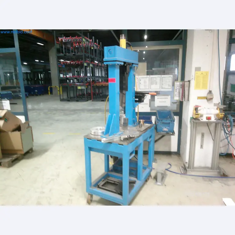 Maschinen und Anlagen aus der Automobilzuliefererindustrie-2