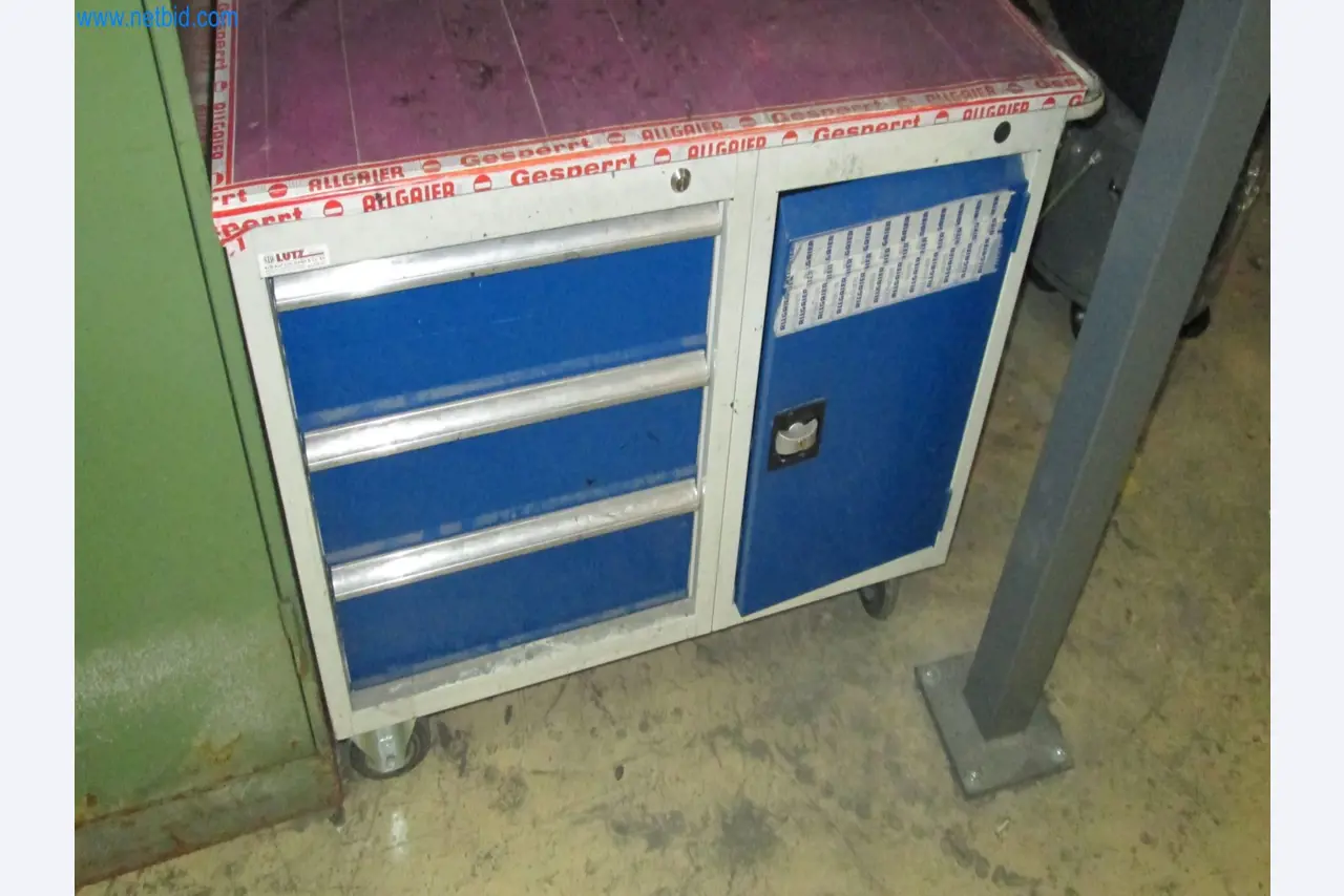 Stroji in sistemi iz avtomobilske industrije-10