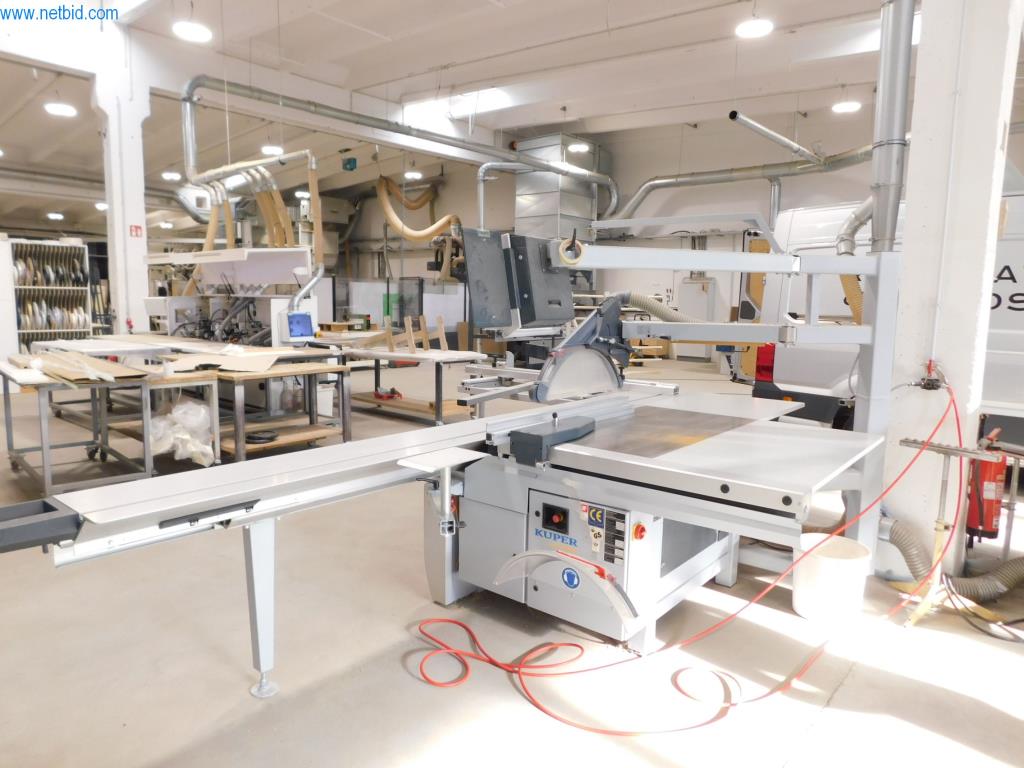 Stroje na výrobu nábytku-1