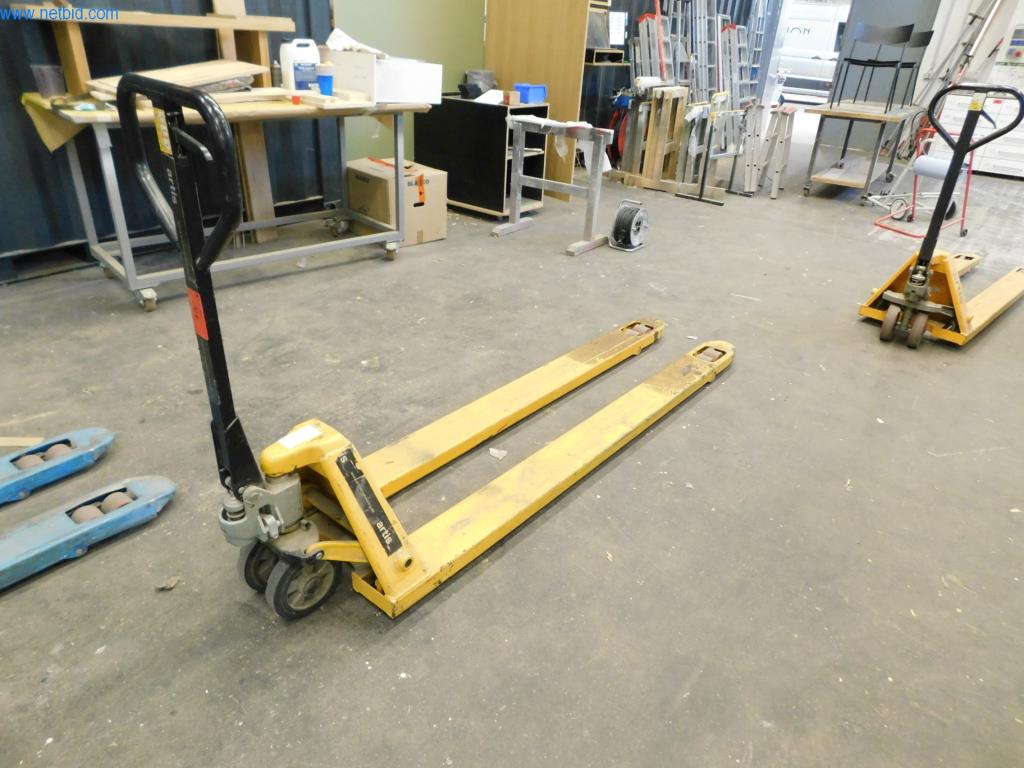 Stroje na výrobu nábytku-1