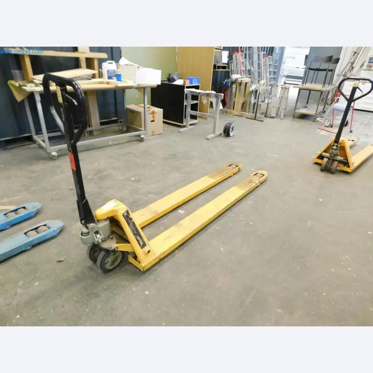 Stroje na výrobu nábytku-1