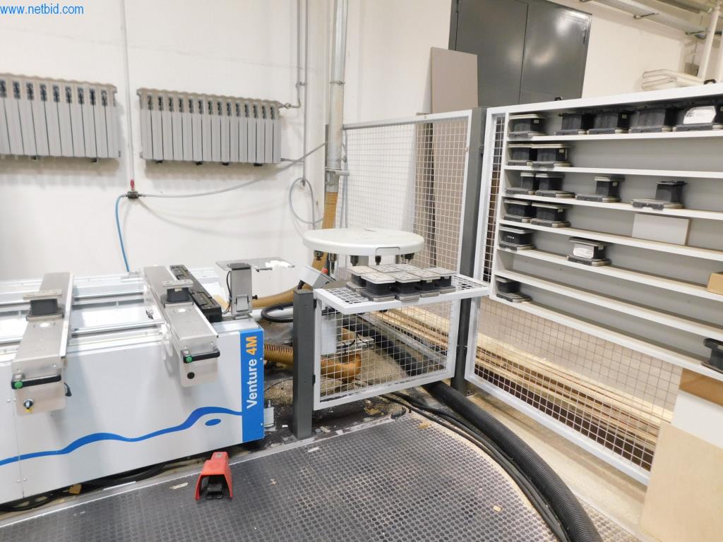 Machines pour la fabrication de mobilier-6