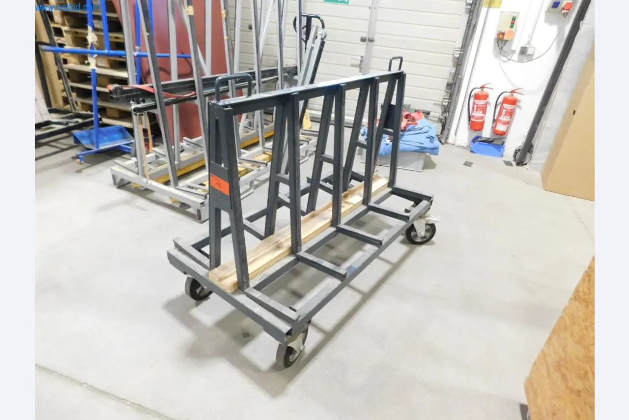 Stroje na výrobu nábytku-1