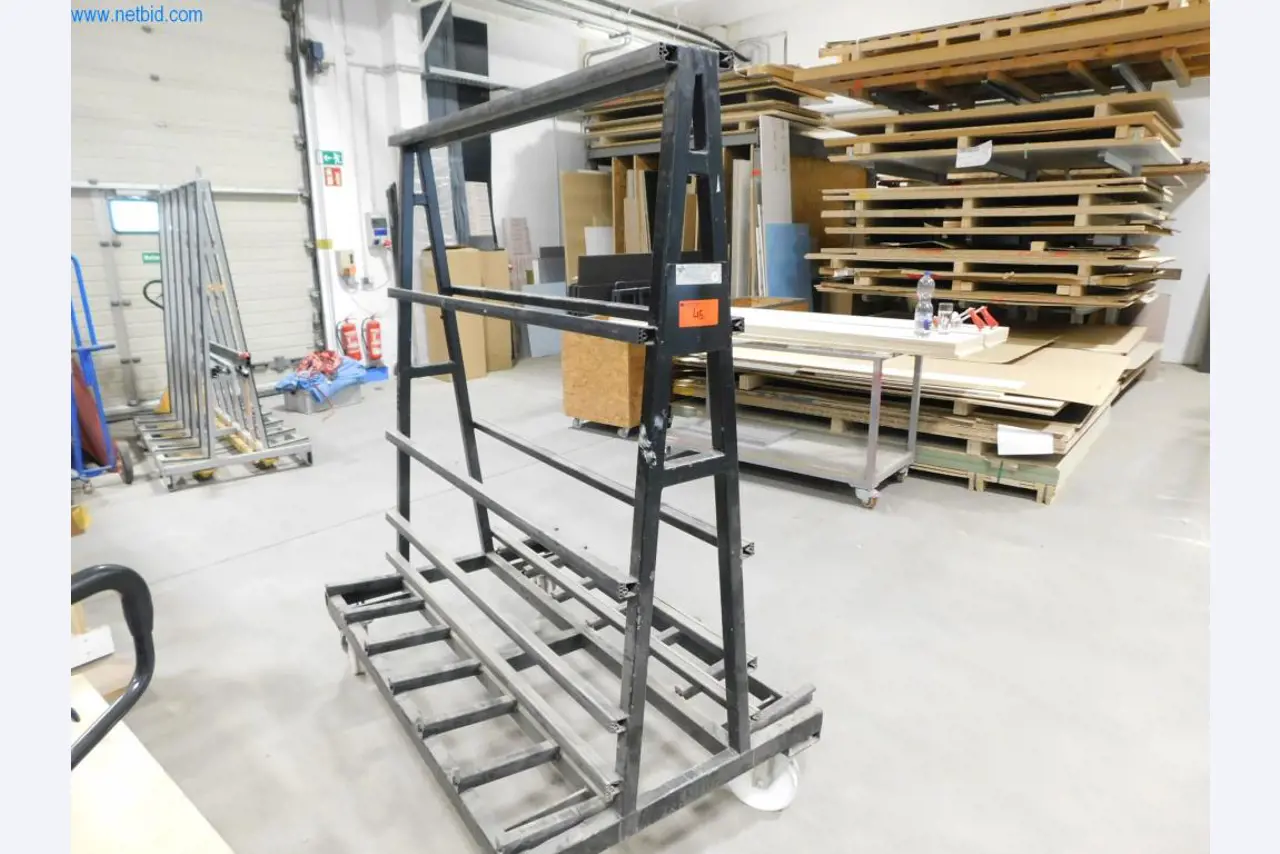 Stroje na výrobu nábytku-1