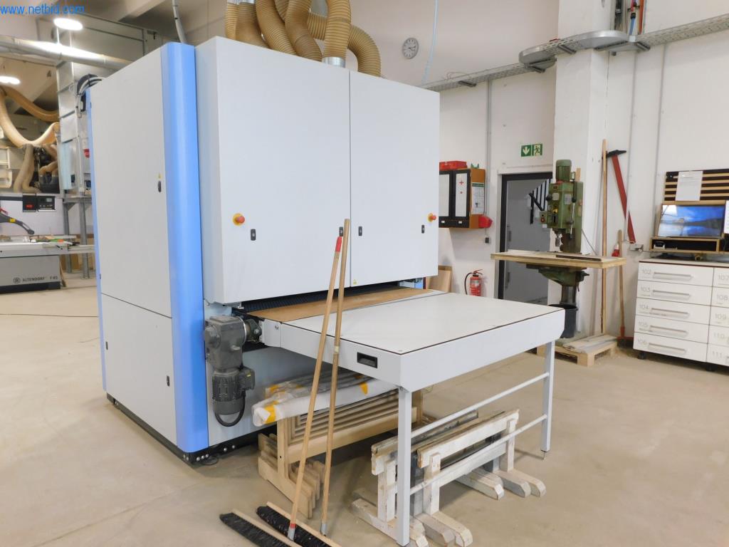 Máquinas para a produção de mobiliário-4