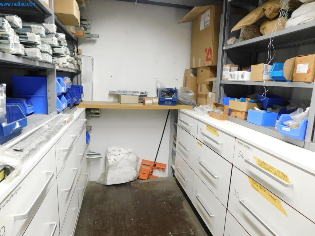 Máquinas para a produção de mobiliário-2