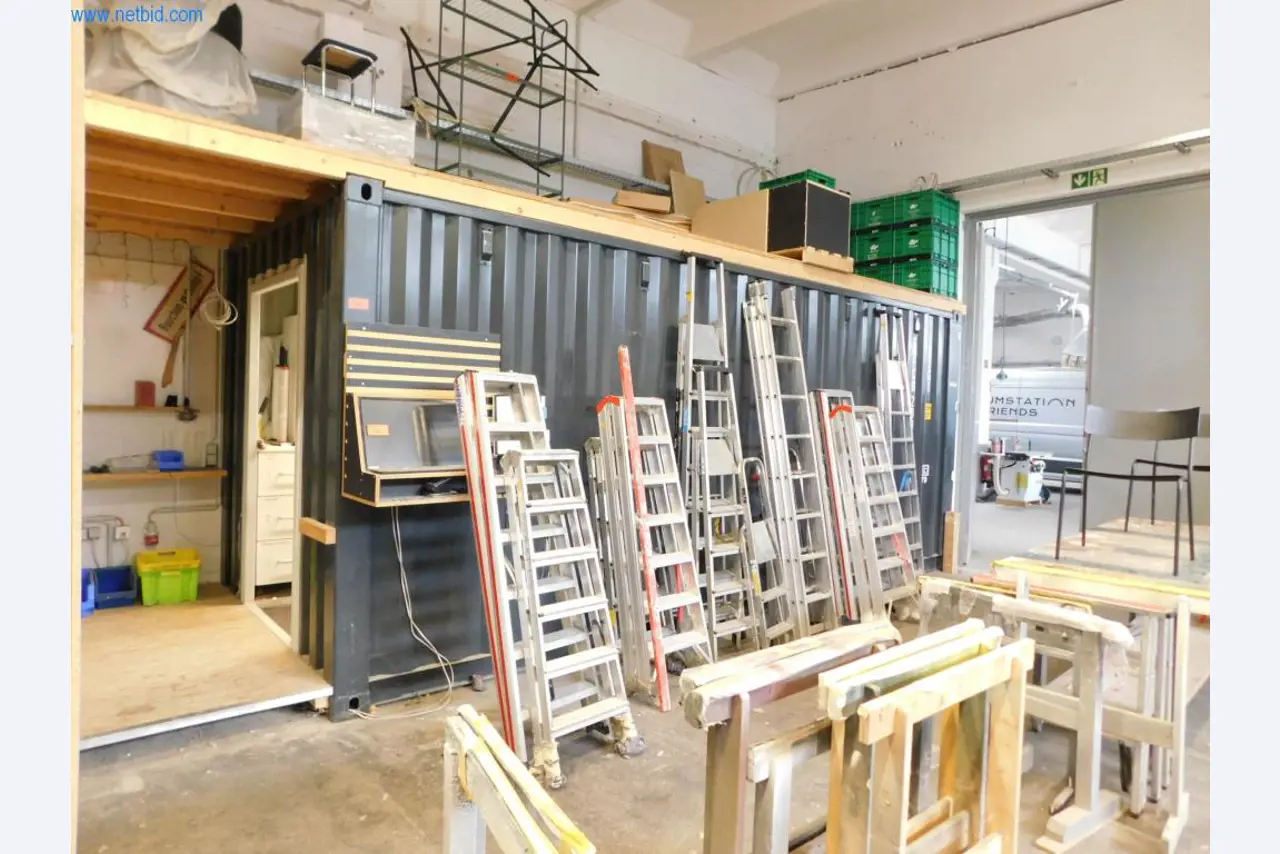 Maschinen zur Herstellung von Mobiliar-3