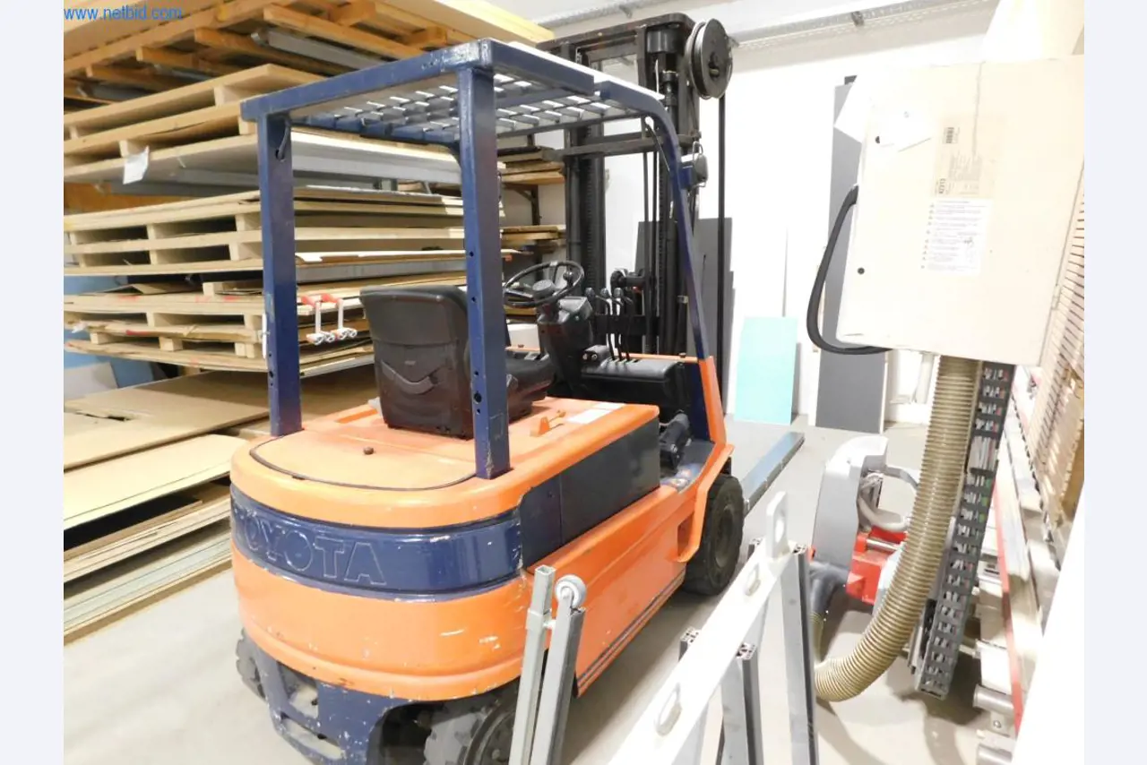 Stroji za proizvodnjo pohištva-3