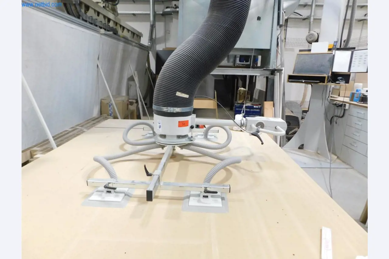 Machines pour la fabrication de mobilier-3