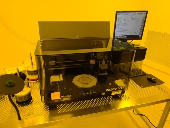 Maintained machines from the semiconductor industry, semiconductor production, CD production, DVD production-21