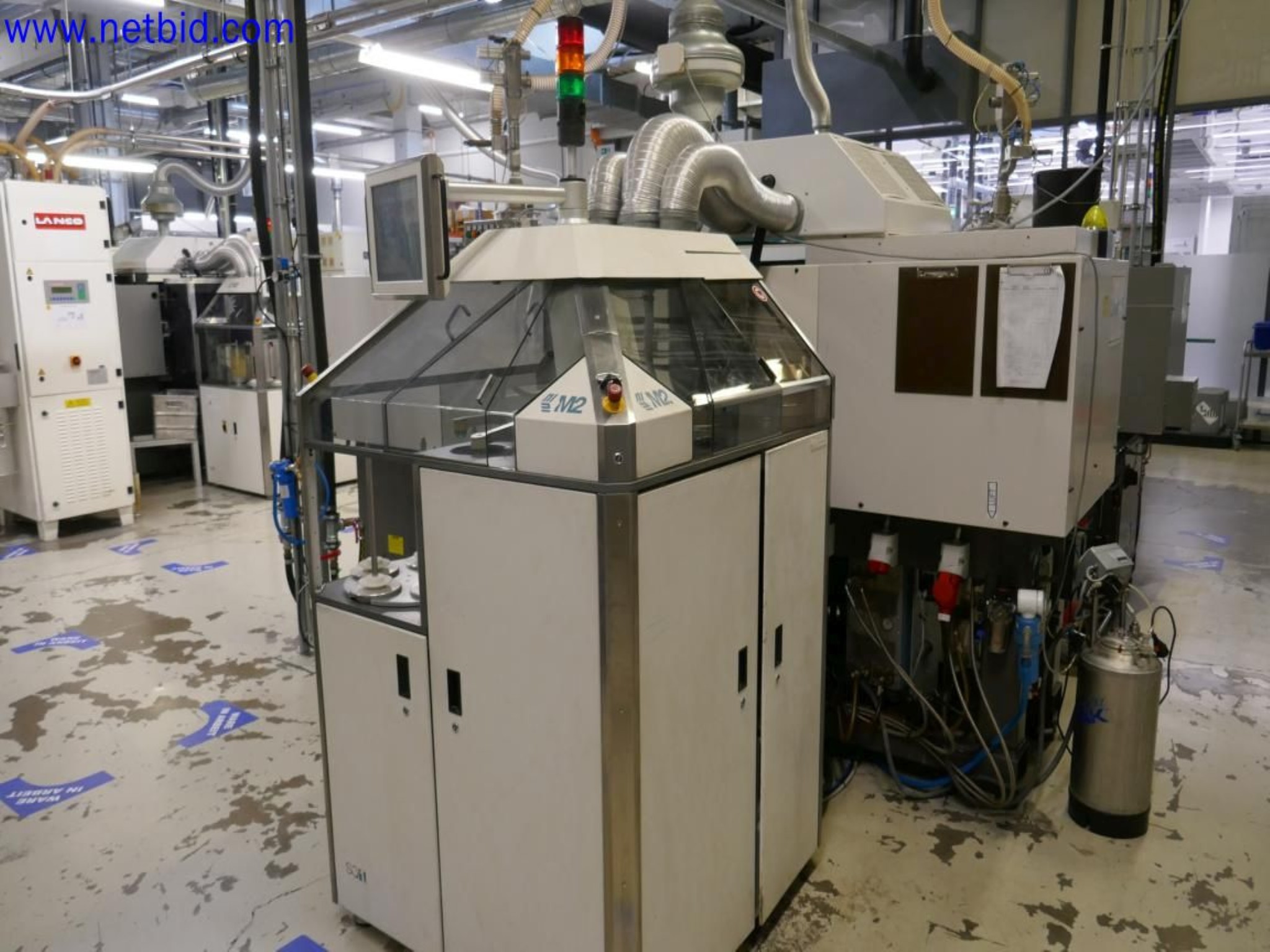 Maintained machines from the semiconductor industry, semiconductor production, CD production, DVD production-11