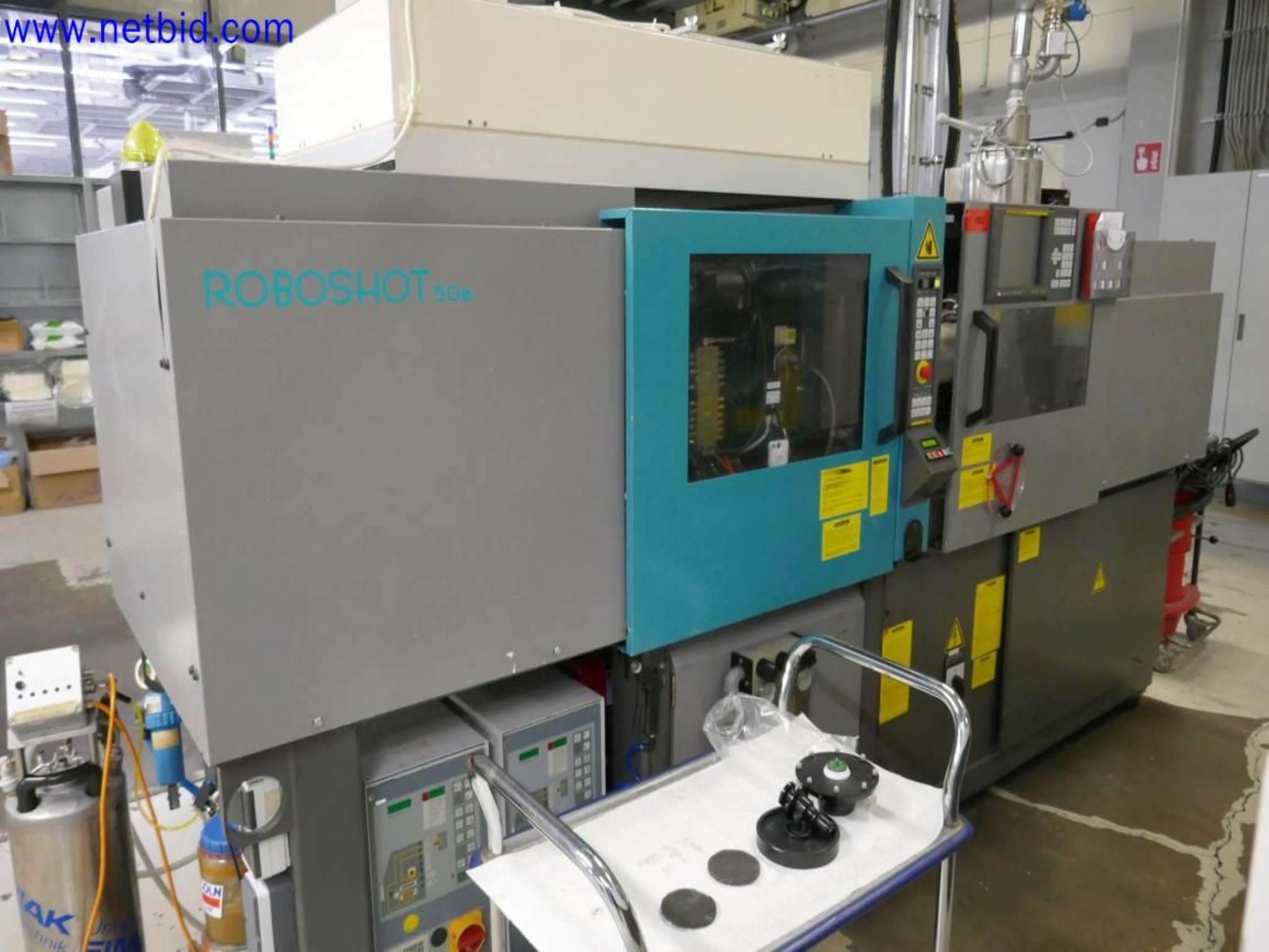 Maintained machines from the semiconductor industry, semiconductor production, CD production, DVD production-4