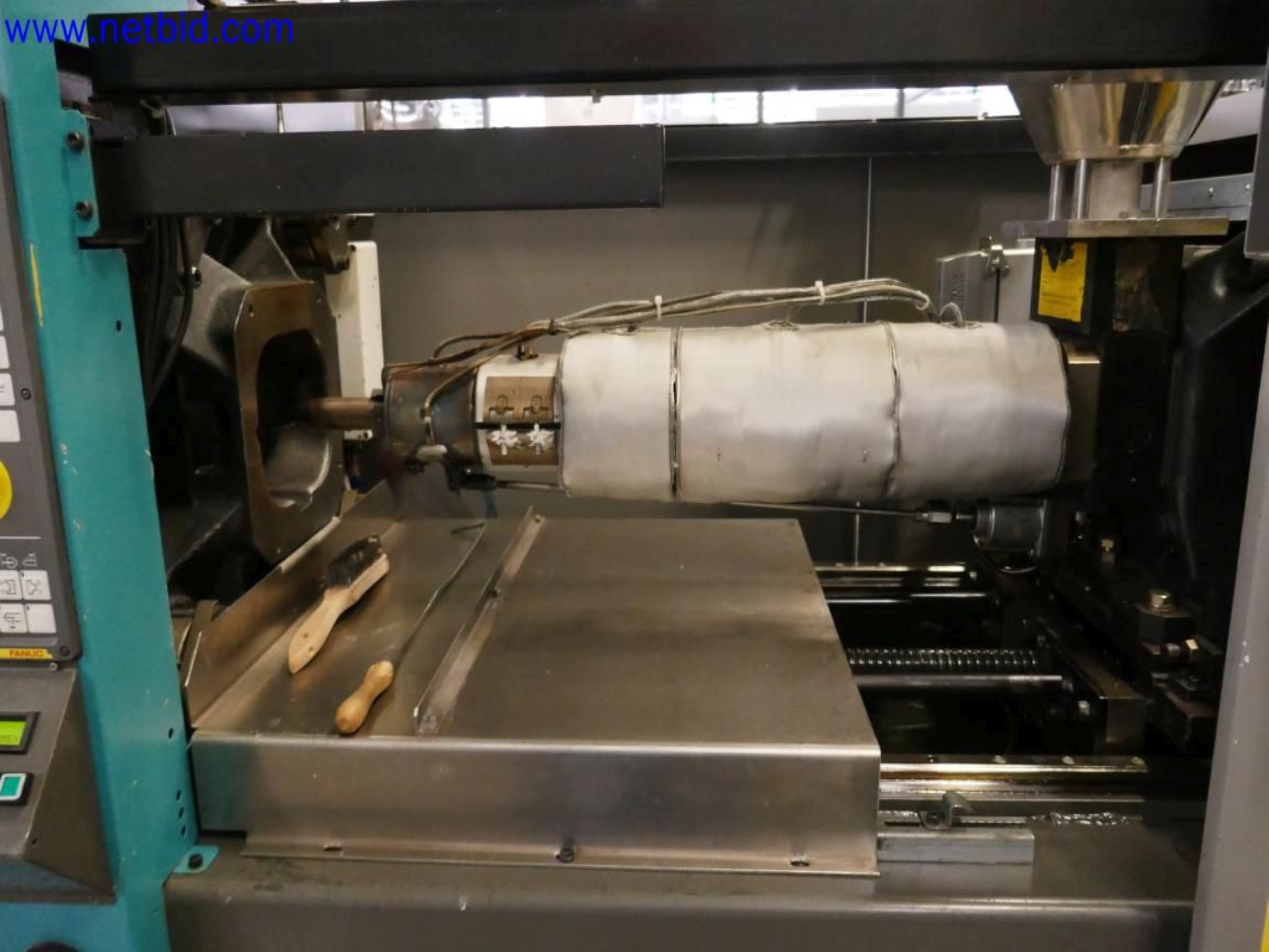 Maintained machines from the semiconductor industry, semiconductor production, CD production, DVD production-5