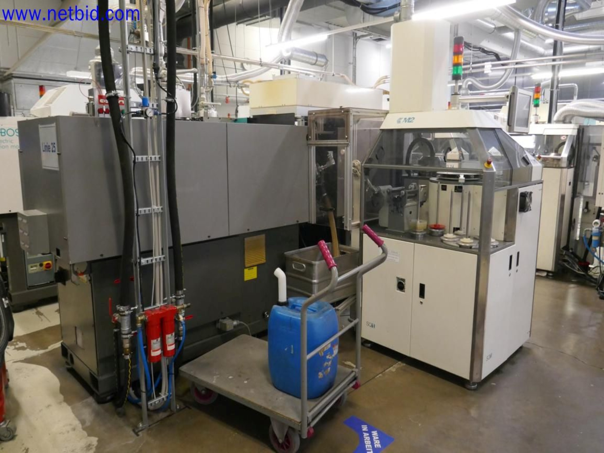 Maintained machines from the semiconductor industry, semiconductor production, CD production, DVD production-8