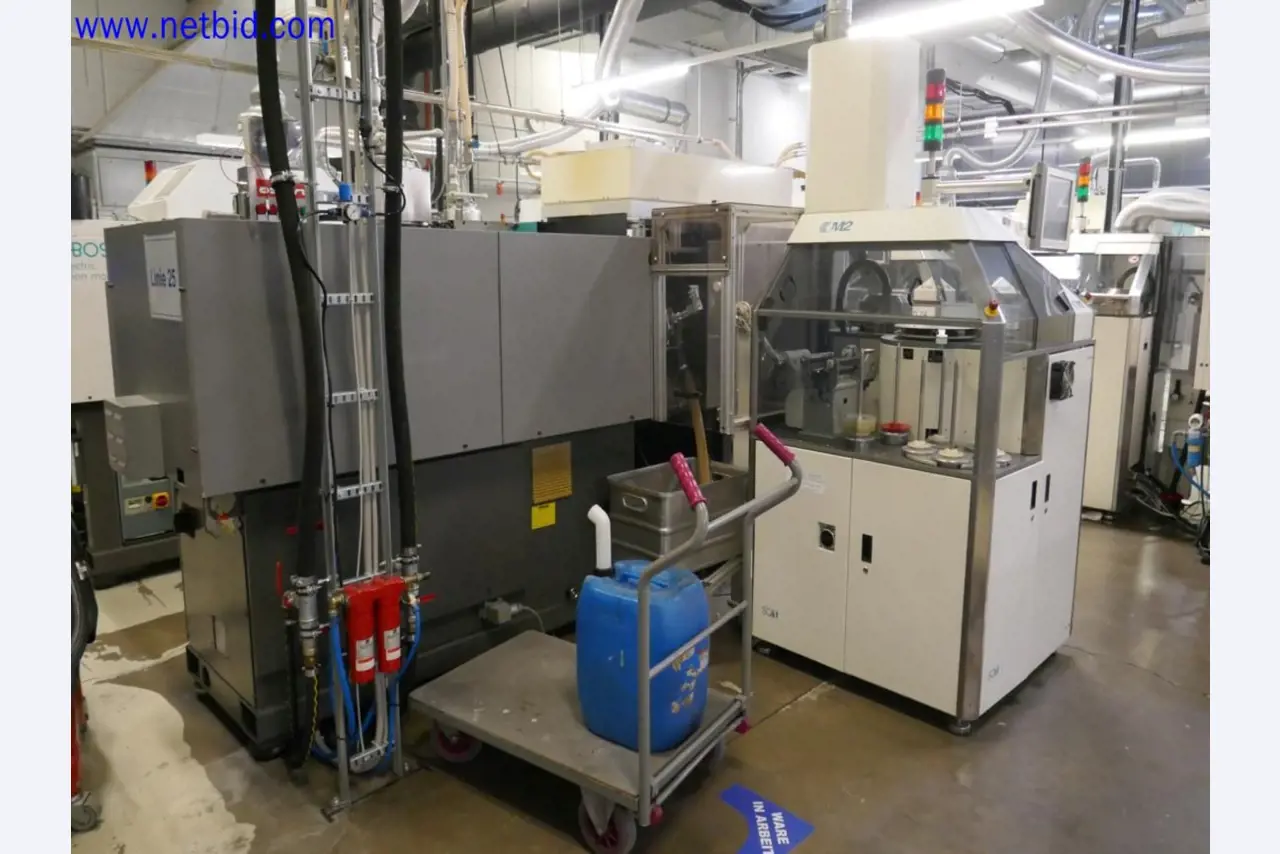 Manutenção de máquinas da indústria de semicondutores, produção de semicondutores, produção de CD, produção de DVD-8