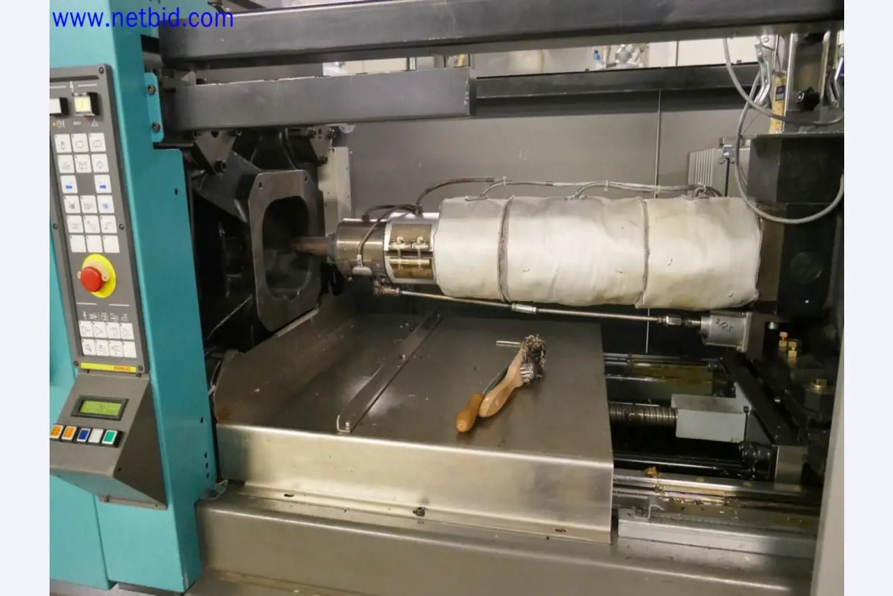 Konserwacja maszyn z branży półprzewodników, produkcja półprzewodników, produkcja CD, produkcja DVD-3