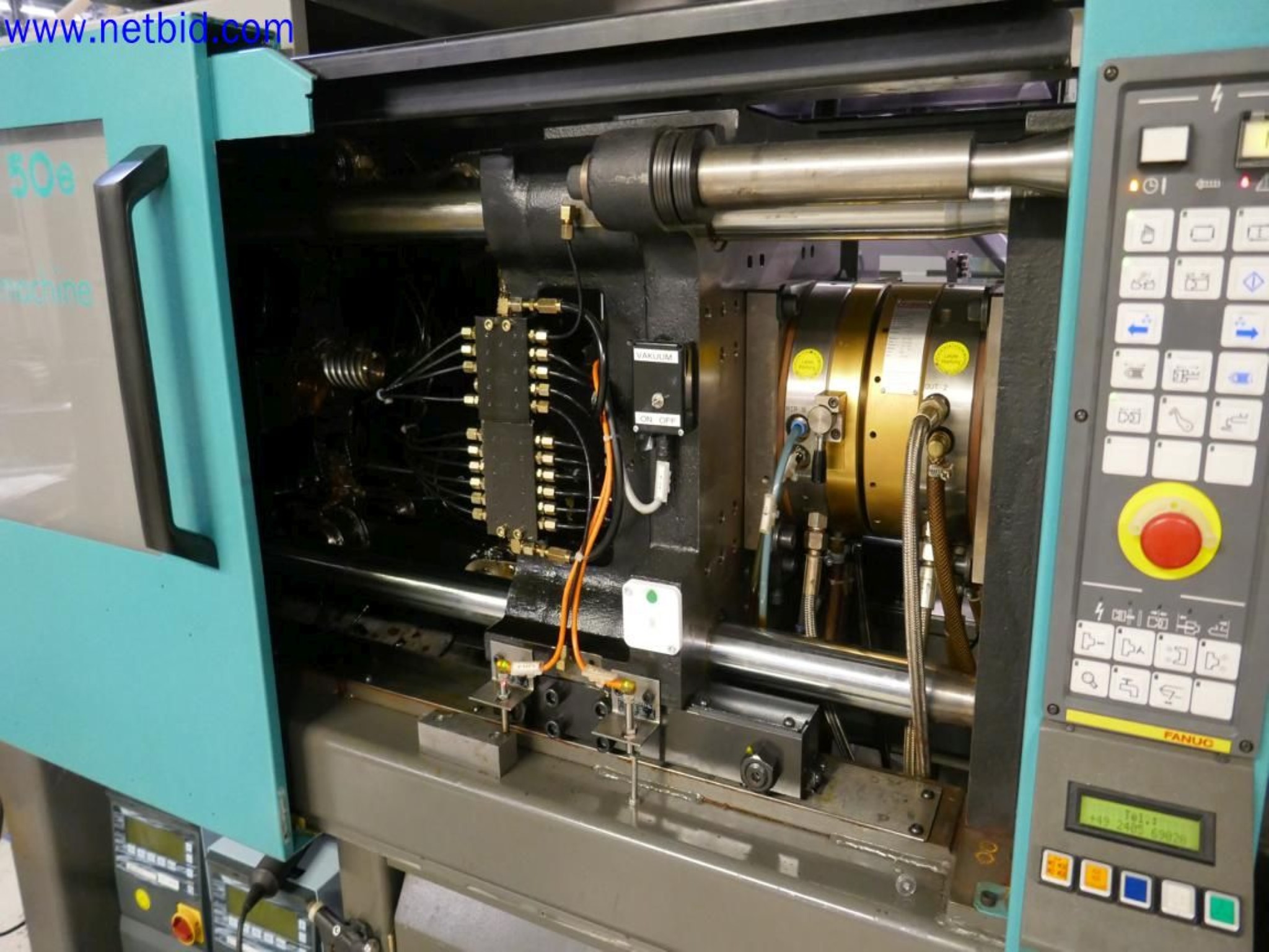 Maintained machines from the semiconductor industry, semiconductor production, CD production, DVD production-5