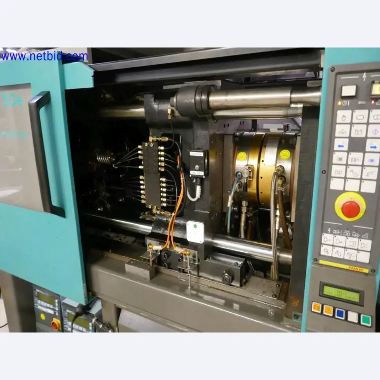 Konserwacja maszyn z branży półprzewodników, produkcja półprzewodników, produkcja CD, produkcja DVD-5