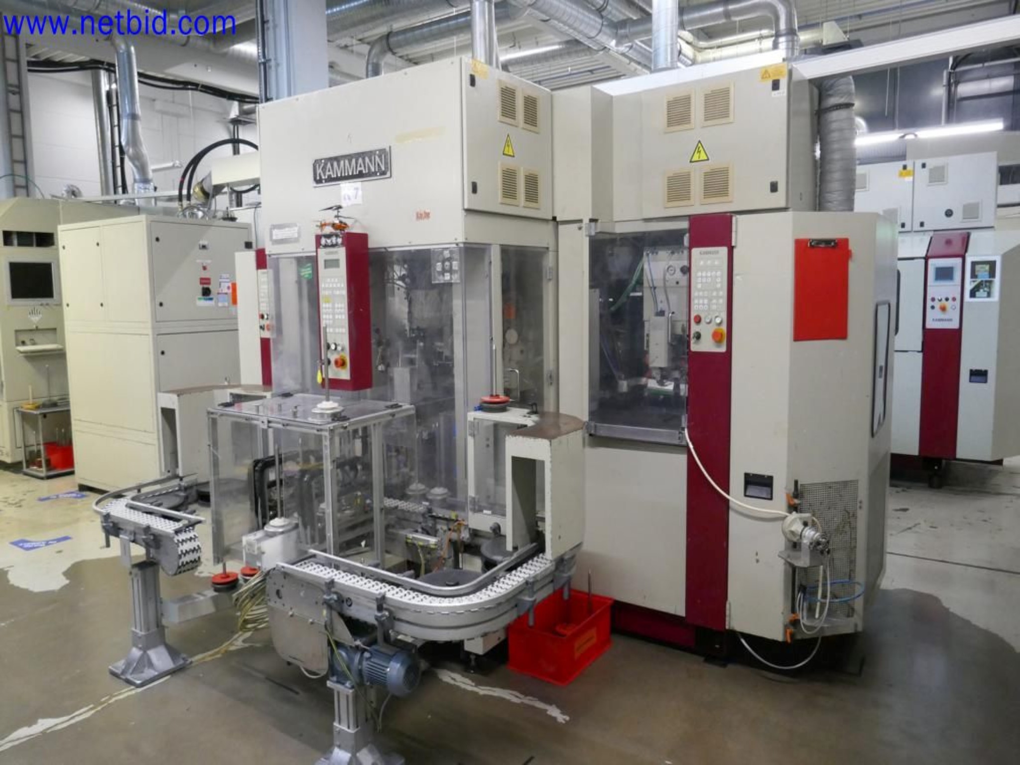 Maintained machines from the semiconductor industry, semiconductor production, CD production, DVD production-9