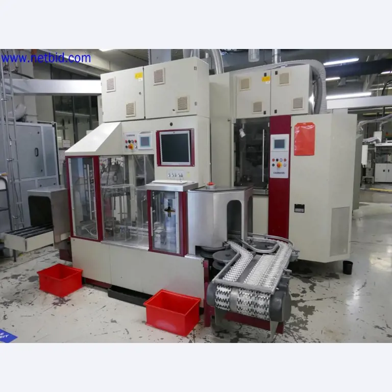 Údržba strojů z polovodičového průmyslu, výroba polovodičů, výroba CD a DVD.-11