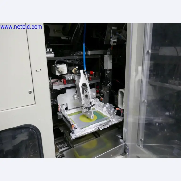 Údržba strojů z polovodičového průmyslu, výroba polovodičů, výroba CD a DVD.-14