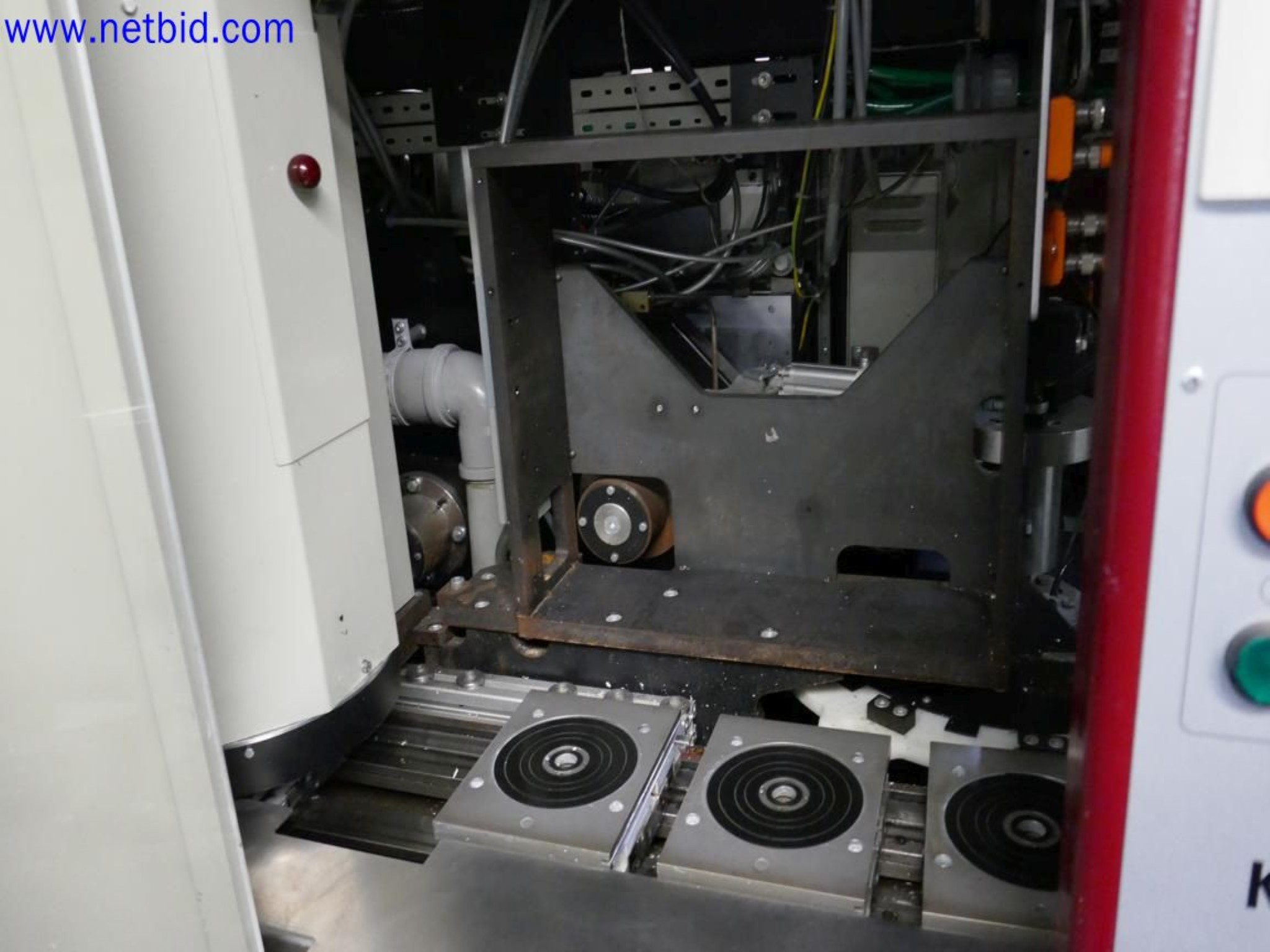 Maintained machines from the semiconductor industry, semiconductor production, CD production, DVD production-2