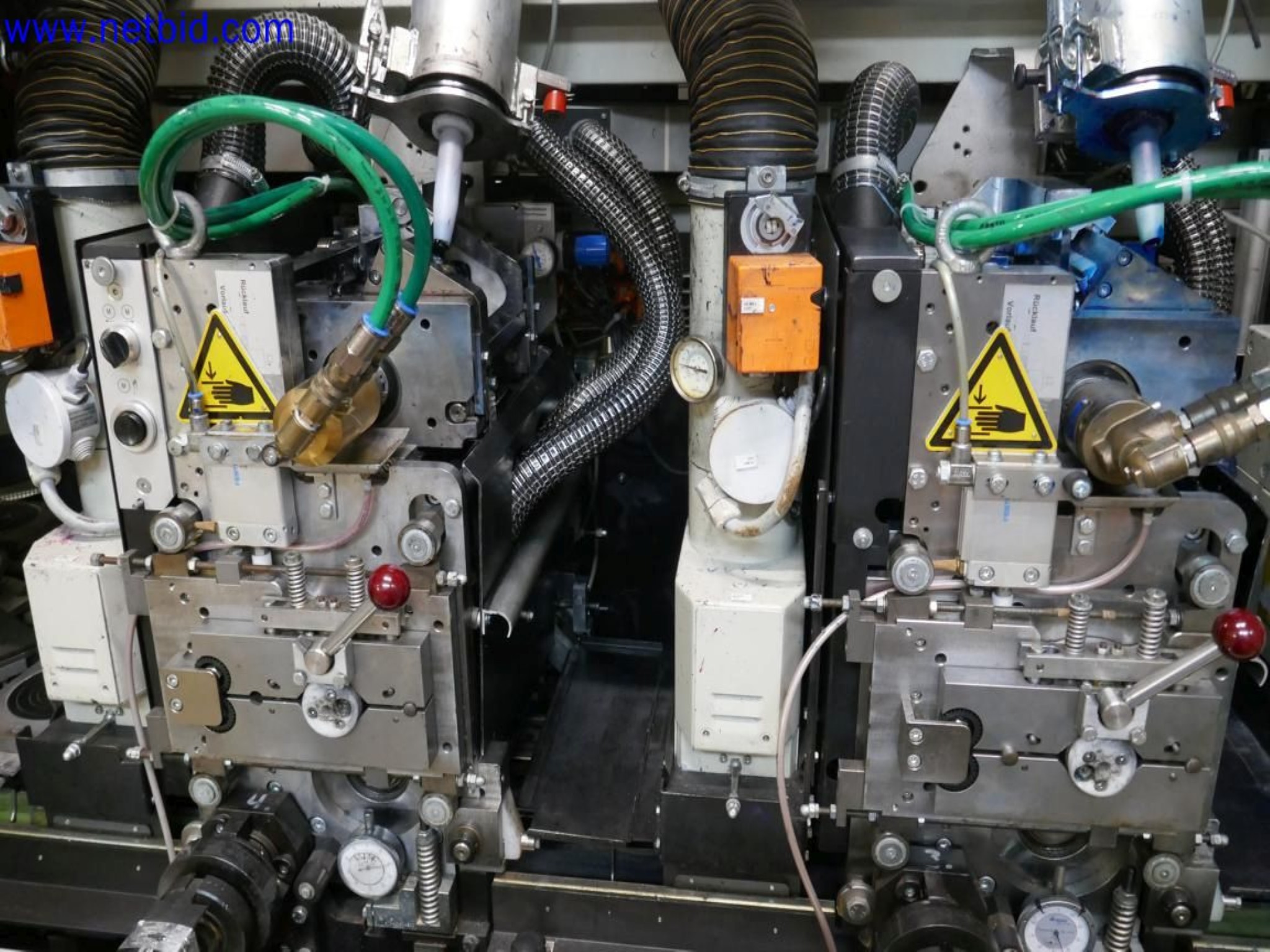 Maintained machines from the semiconductor industry, semiconductor production, CD production, DVD production-5