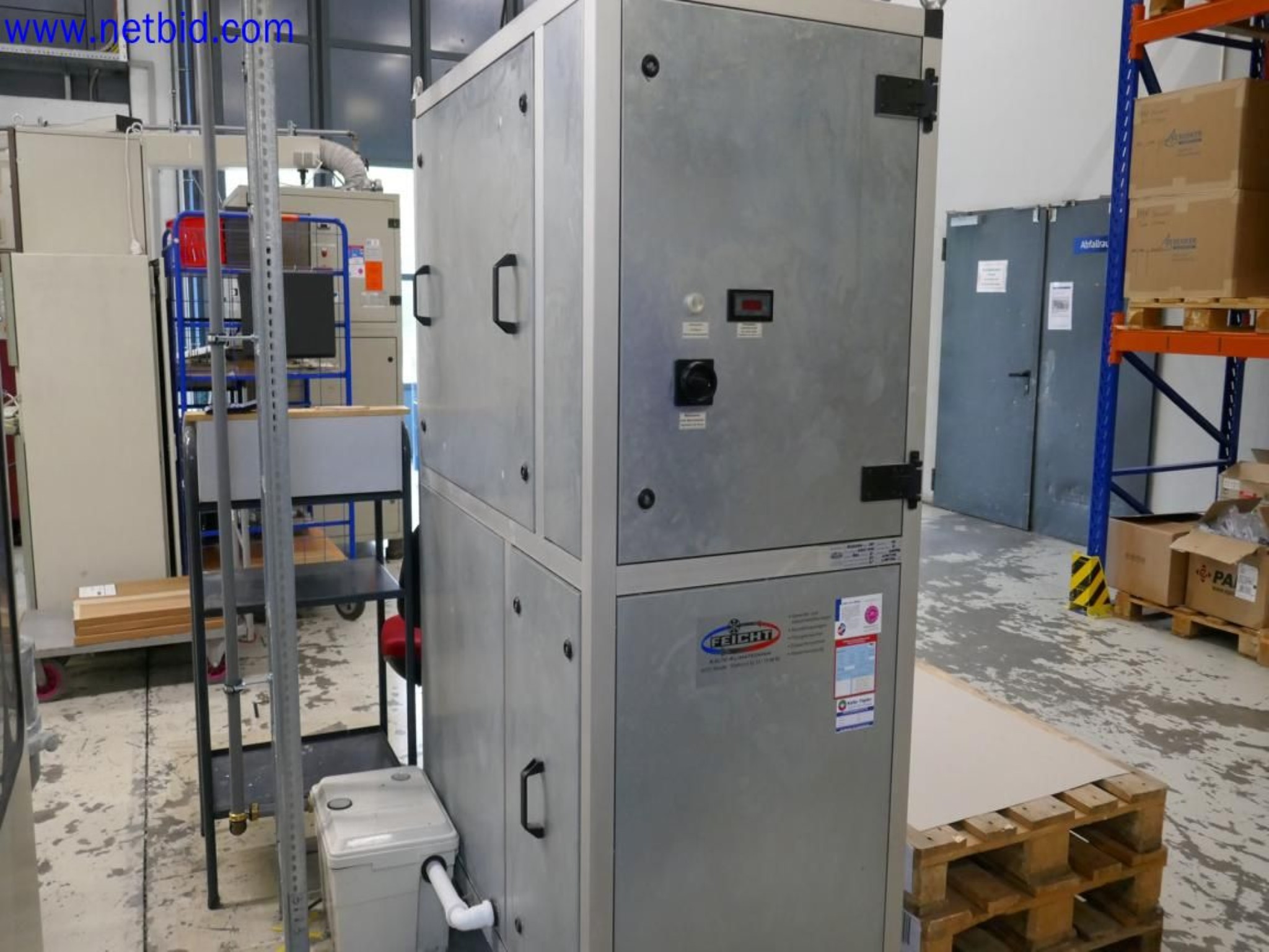 Maintained machines from the semiconductor industry, semiconductor production, CD production, DVD production-7