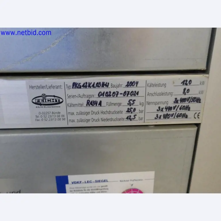 Údržba strojů z polovodičového průmyslu, výroba polovodičů, výroba CD a DVD.-8