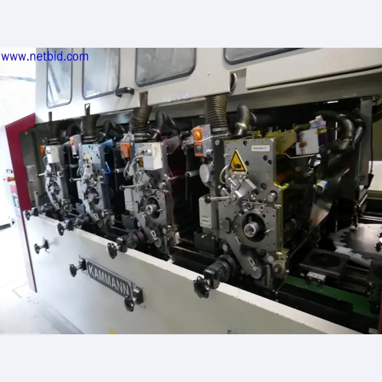 Údržba strojů z polovodičového průmyslu, výroba polovodičů, výroba CD a DVD.-7