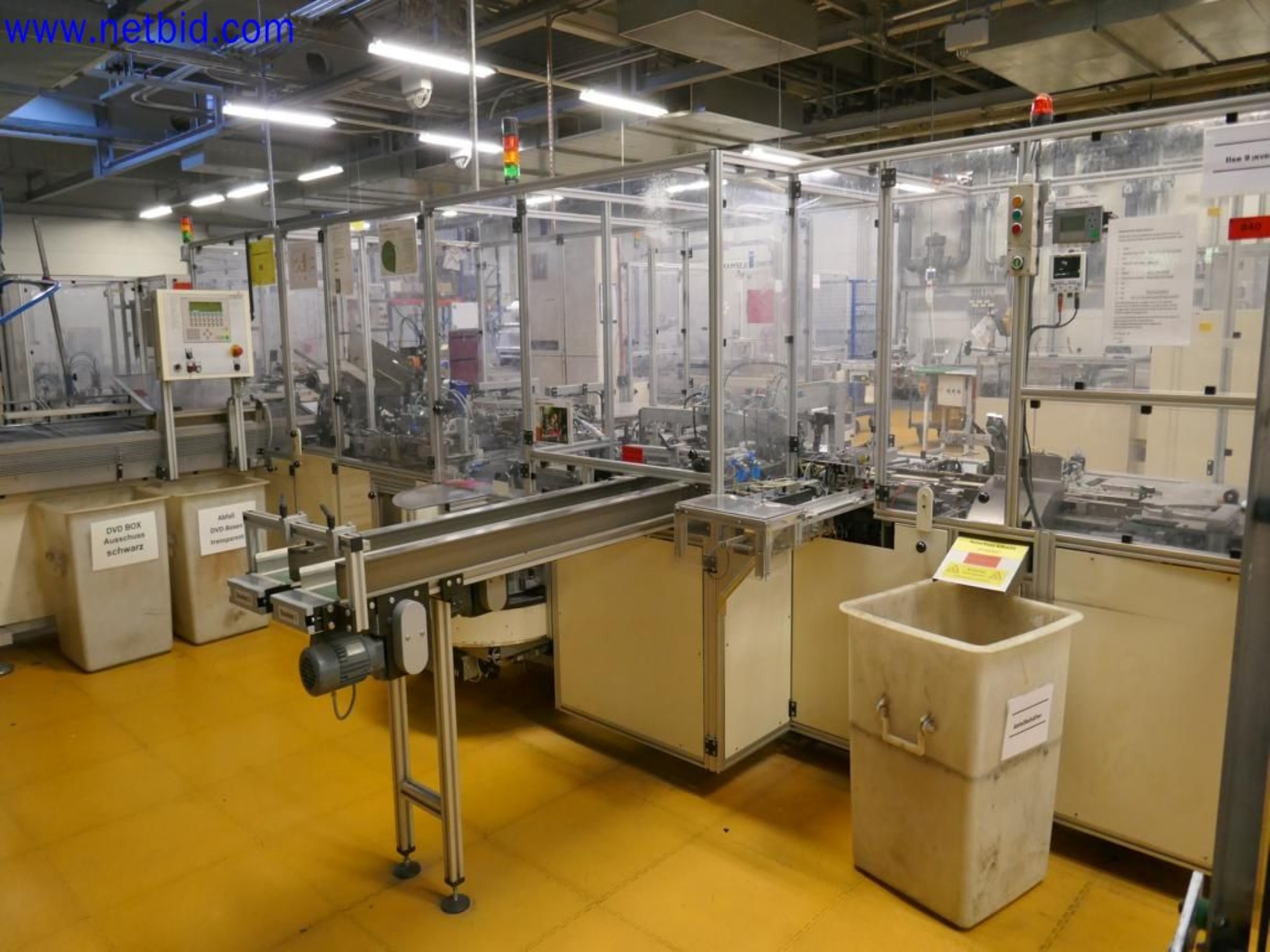 Maintained machines from the semiconductor industry, semiconductor production, CD production, DVD production-12