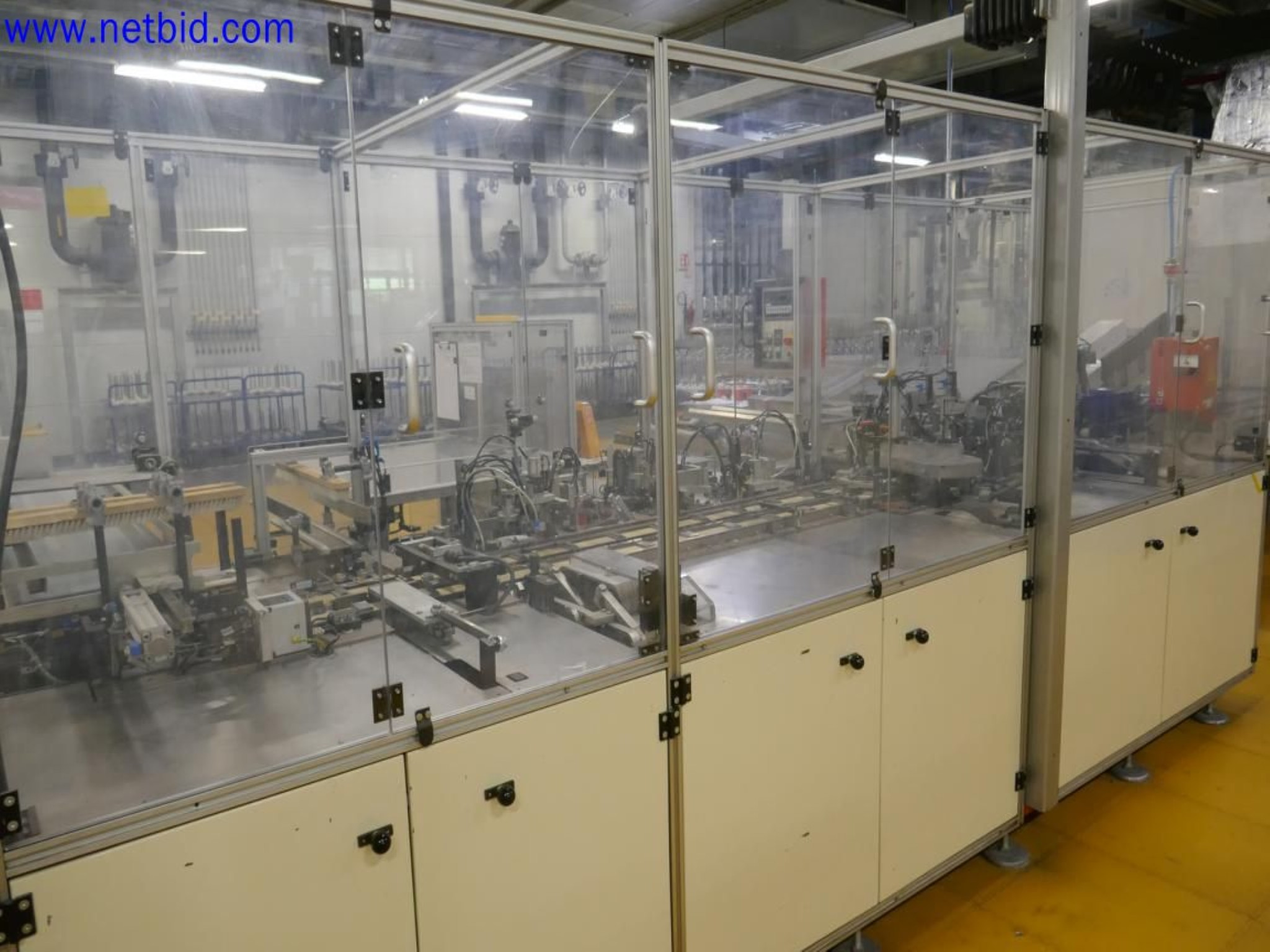 Maintained machines from the semiconductor industry, semiconductor production, CD production, DVD production-13