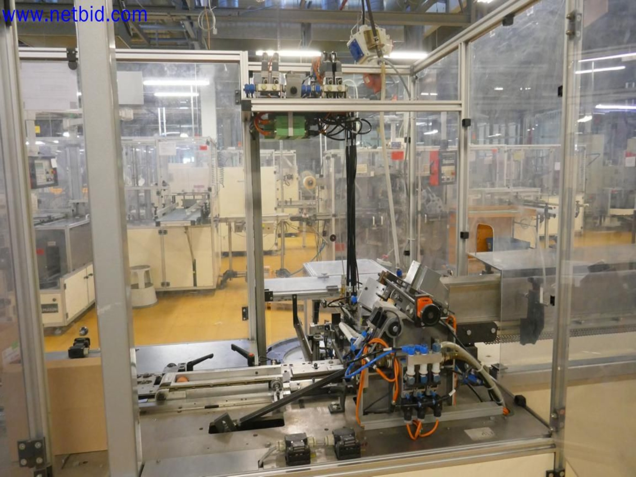 Maintained machines from the semiconductor industry, semiconductor production, CD production, DVD production-4