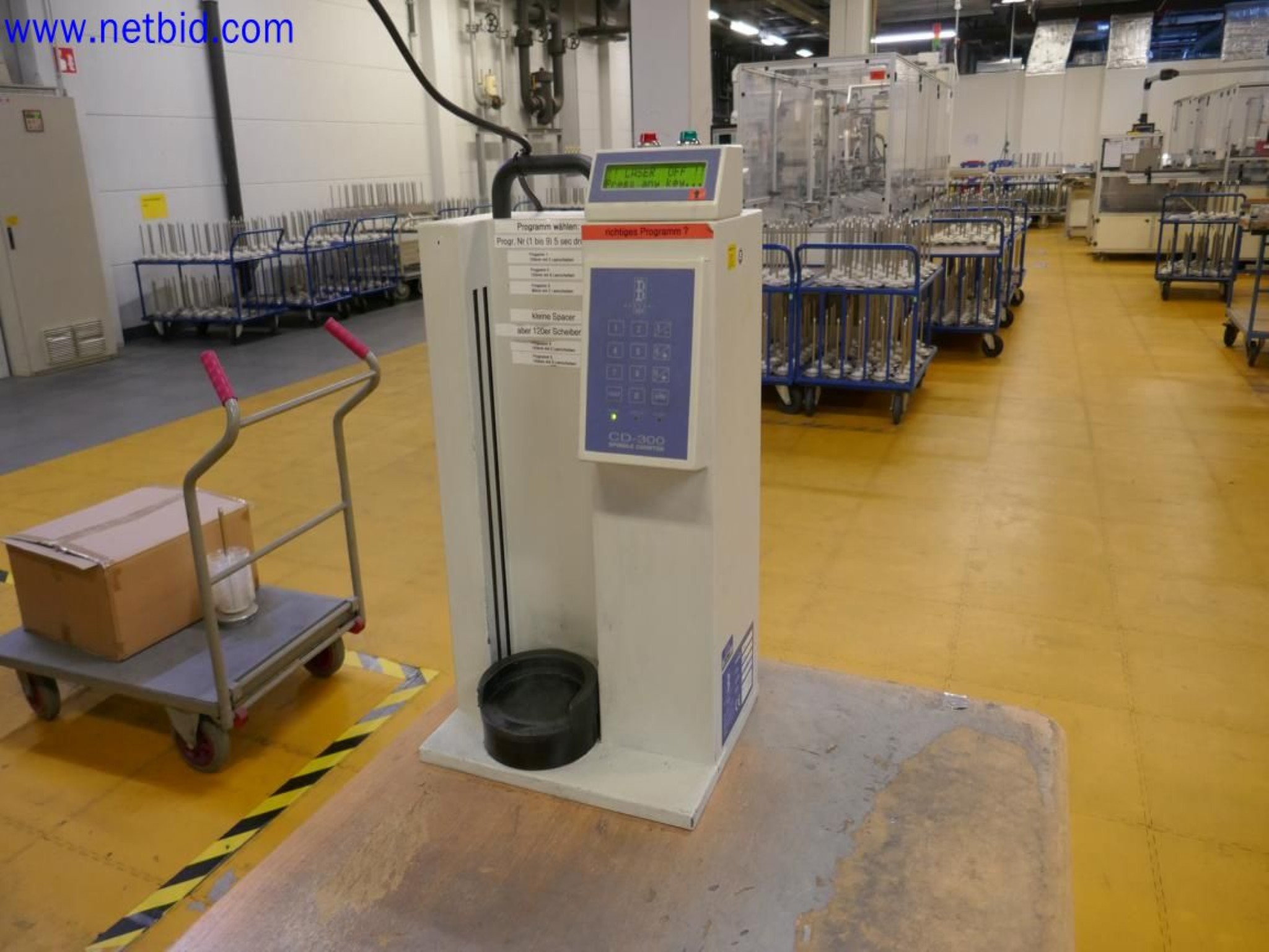 Maintained machines from the semiconductor industry, semiconductor production, CD production, DVD production-1