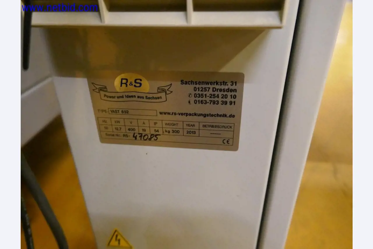 Maintained machines from the semiconductor industry, semiconductor production, CD production, DVD production-9