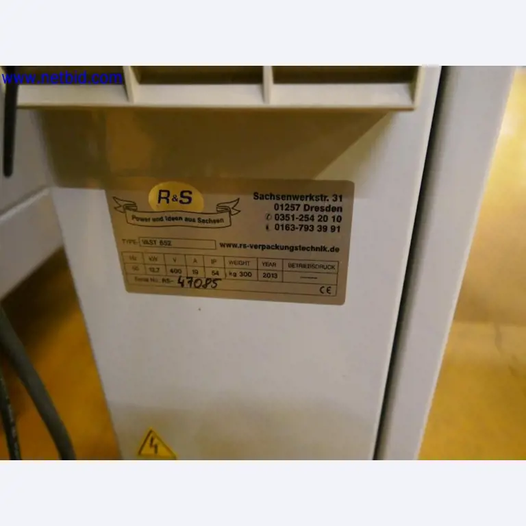 Maintained machines from the semiconductor industry, semiconductor production, CD production, DVD production-9