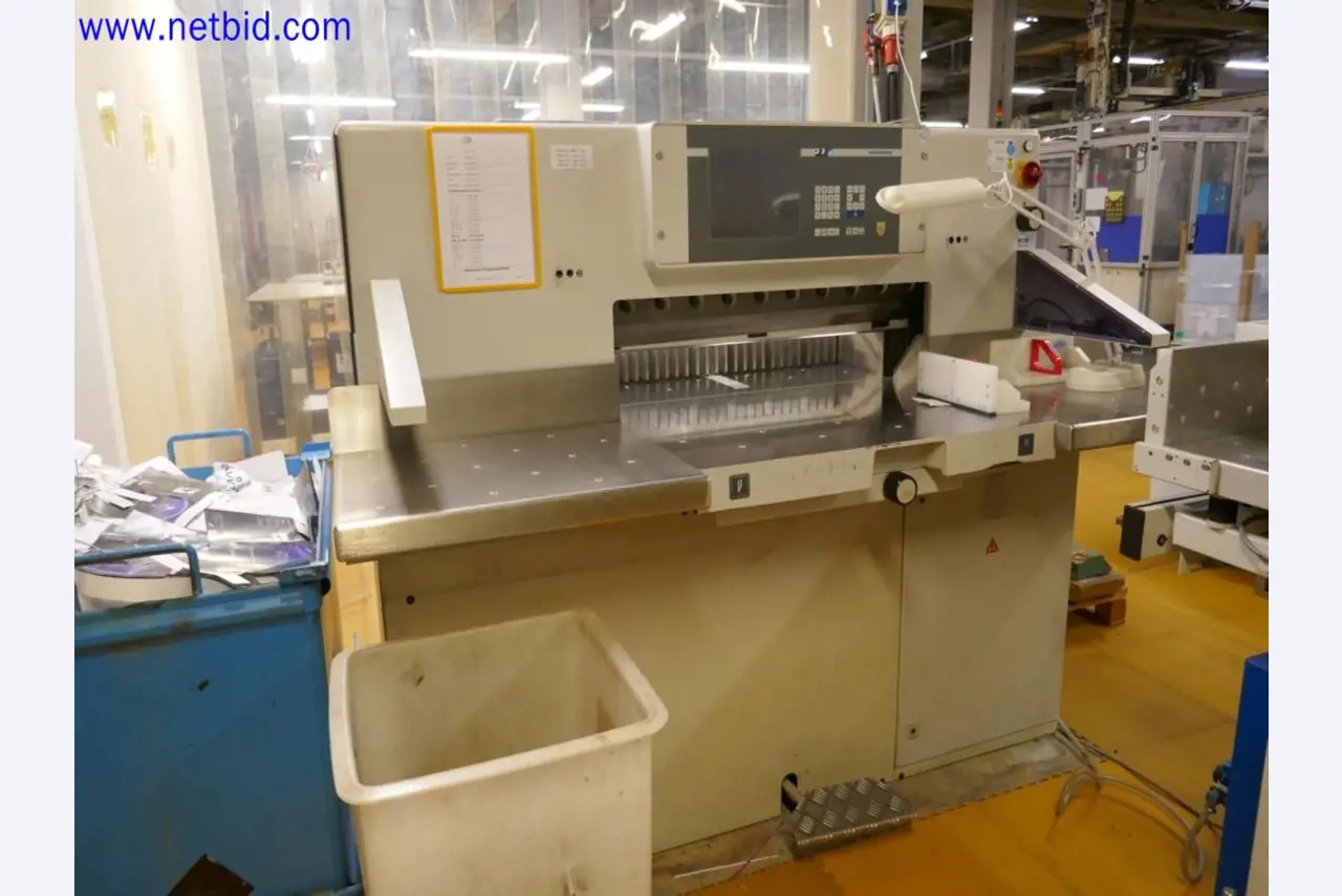 Gepflegte Maschinen aus dem Bereich Halbleiterindustrie, Halbleiterfertigung, CD-Fertigung, DVD-Fertigung-1