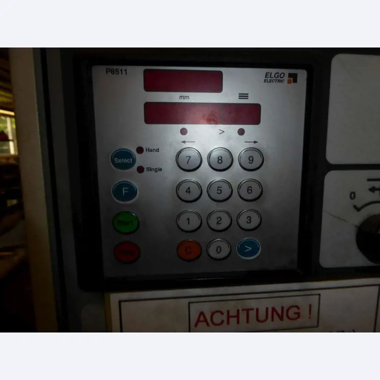 Máquinas para la fabricación de herrajes para muebles y juegos de puertas-10