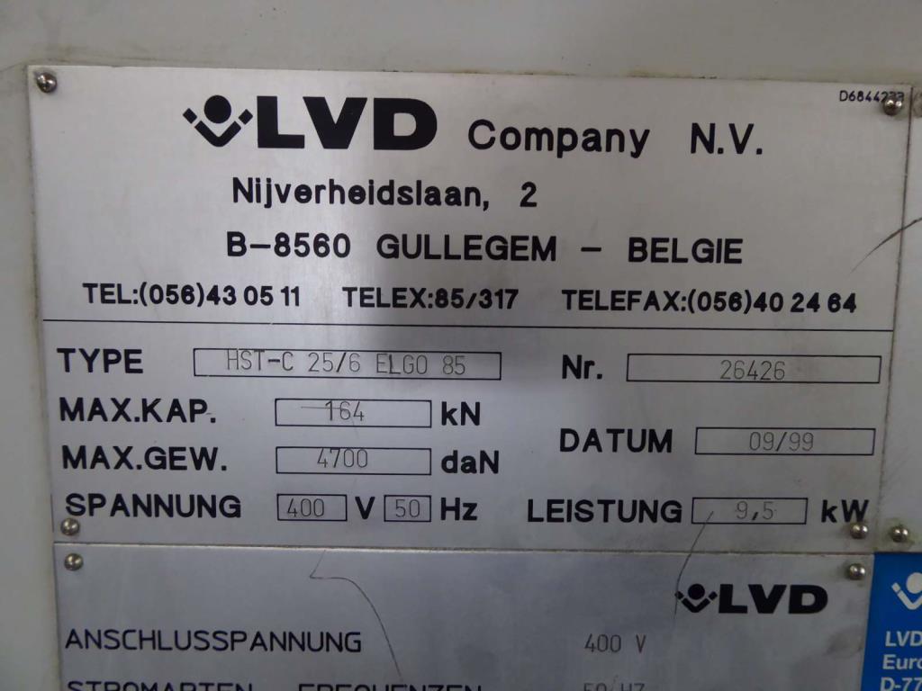 Maszyny do produkcji okuć meblowych i zestawów drzwiowych-9