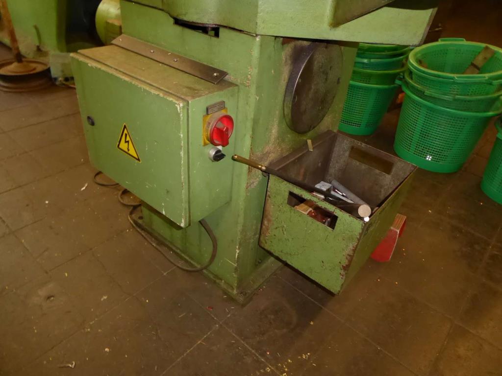 Maszyny do produkcji okuć meblowych i zestawów drzwiowych-8