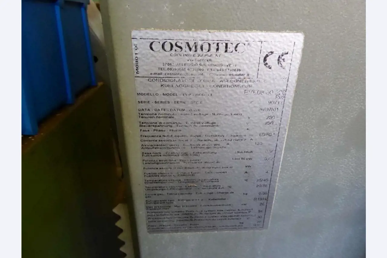 Máquinas para la fabricación de herrajes para muebles y juegos de puertas-14