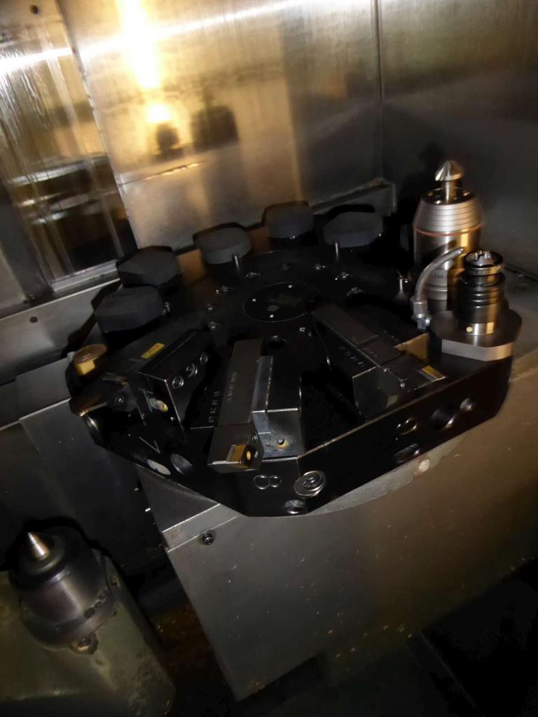 Máquinas para la fabricación de herrajes para muebles y juegos de puertas-21