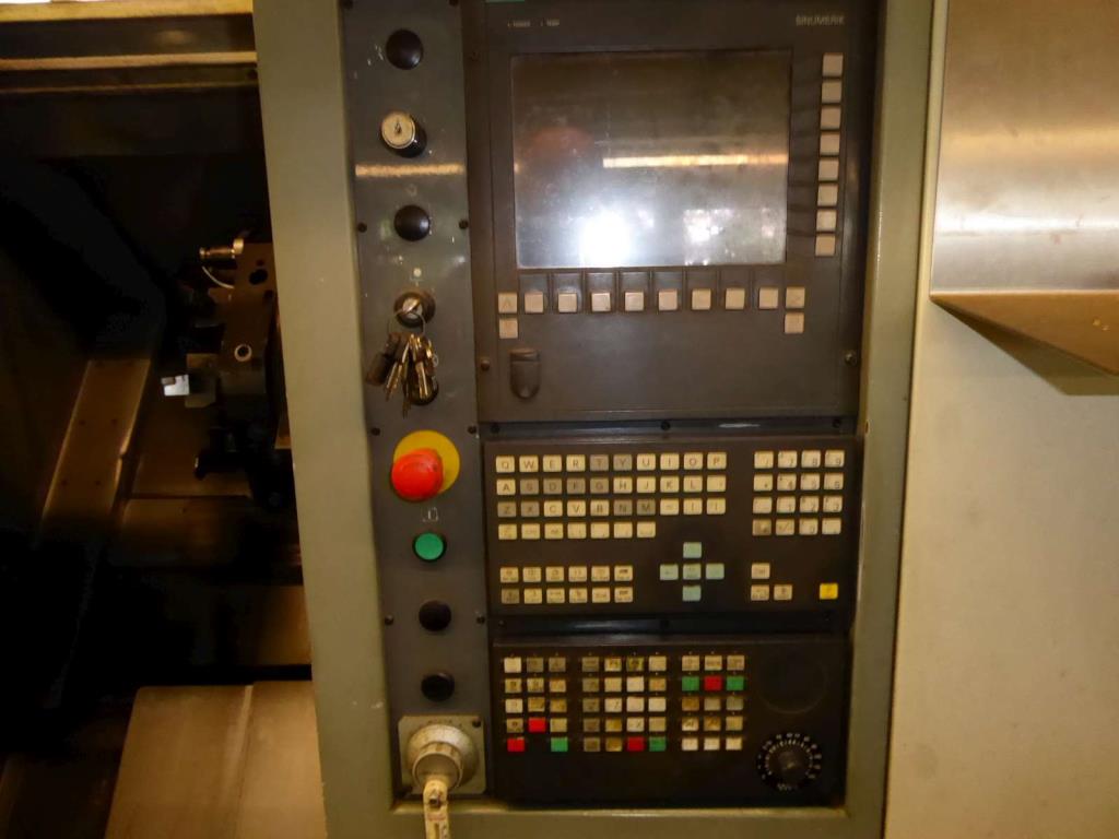 Máquinas para la fabricación de herrajes para muebles y juegos de puertas-4