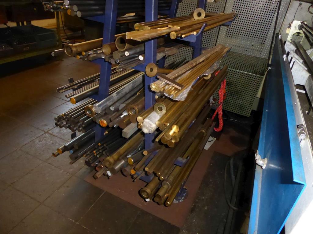 Maszyny do produkcji okuć meblowych i zestawów drzwiowych-5