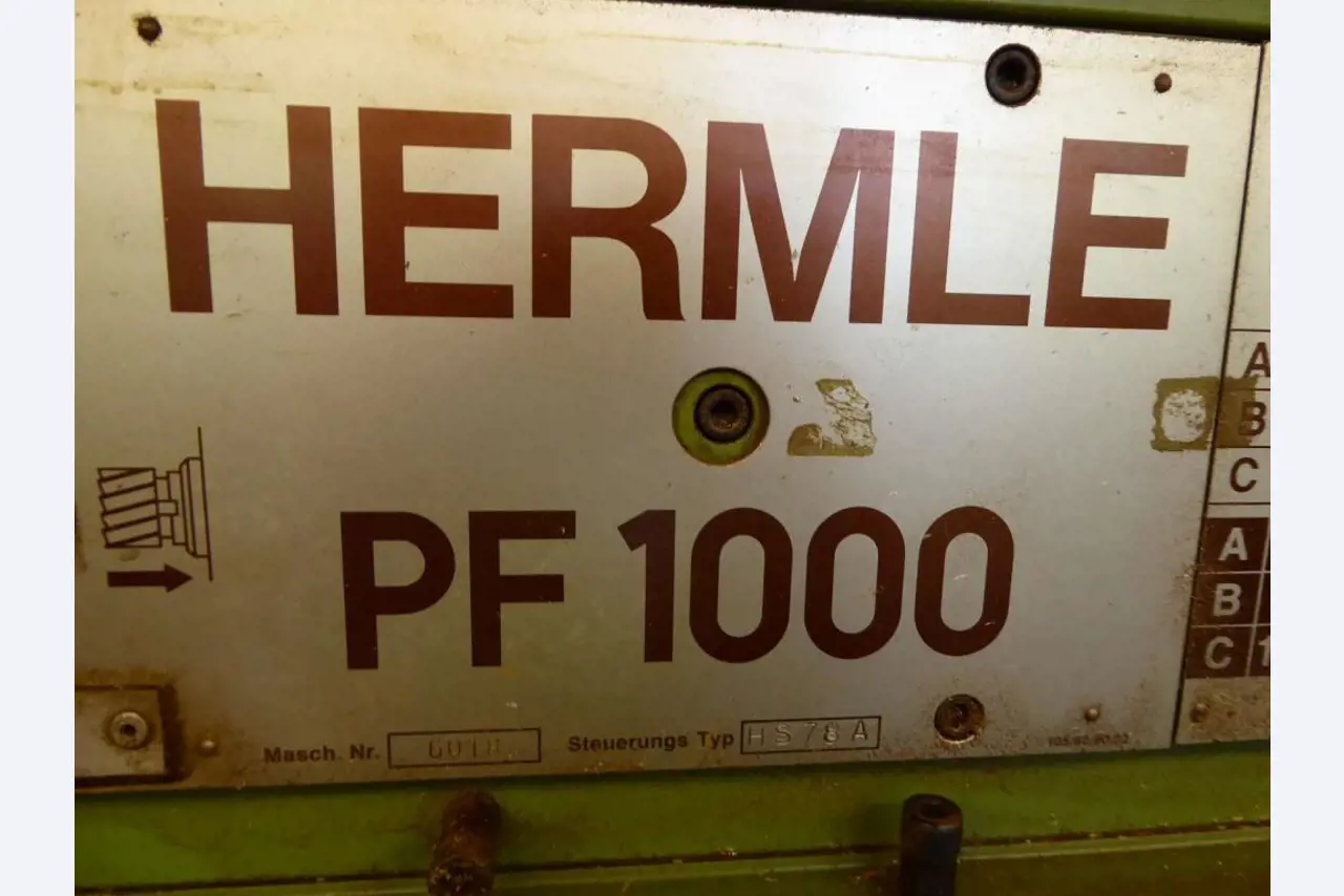 Máquinas para la fabricación de herrajes para muebles y juegos de puertas-11