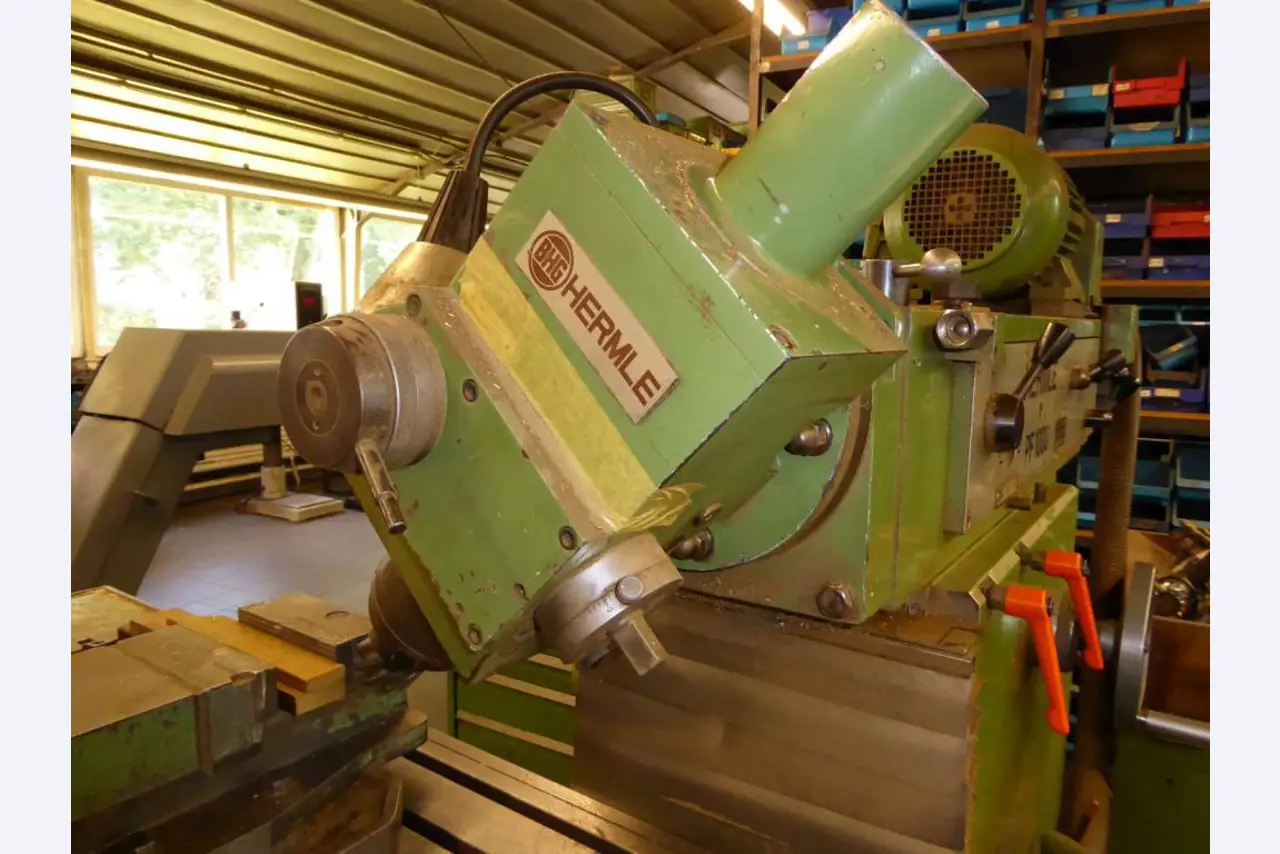 Máquinas para la fabricación de herrajes para muebles y juegos de puertas-14