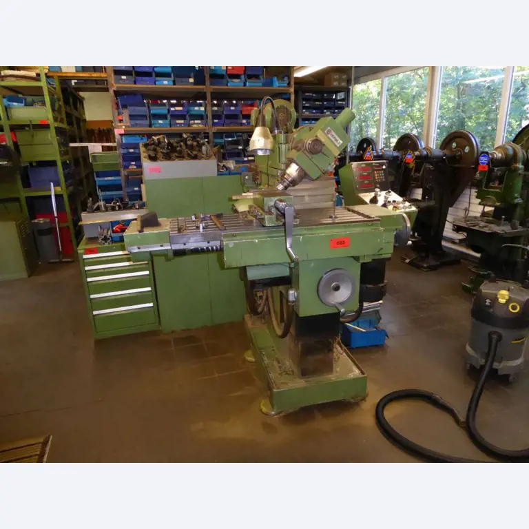 Máquinas para la fabricación de herrajes para muebles y juegos de puertas-2