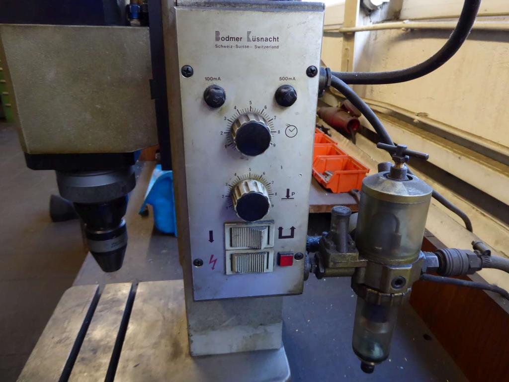 Maszyny do produkcji okuć meblowych i zestawów drzwiowych-5