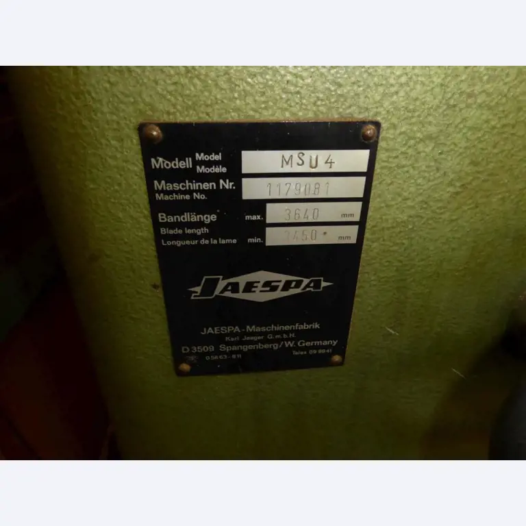 Máquinas para la fabricación de herrajes para muebles y juegos de puertas-2